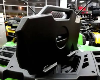 Компактная универсальная топливная канистра GKA QХ-100, 7 литров Компактная универсальная топливная канистра GKA QХ-100, 7 литров